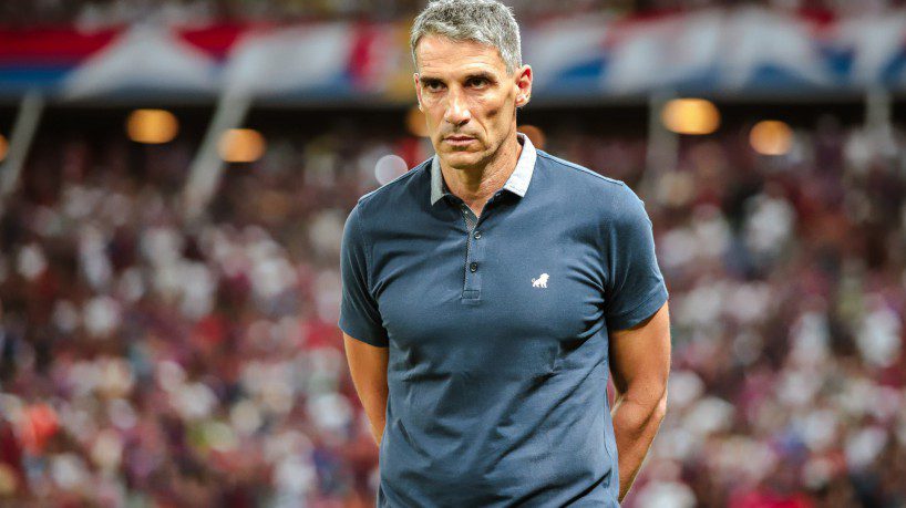 Vojvoda-no-Santos Vojvoda é confirmado como técnico do Santos até 2026: o recomeço do Peixe