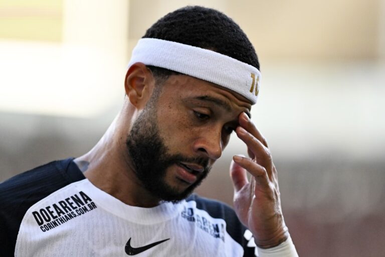 desfalques Corinthians contra Bahia 2025