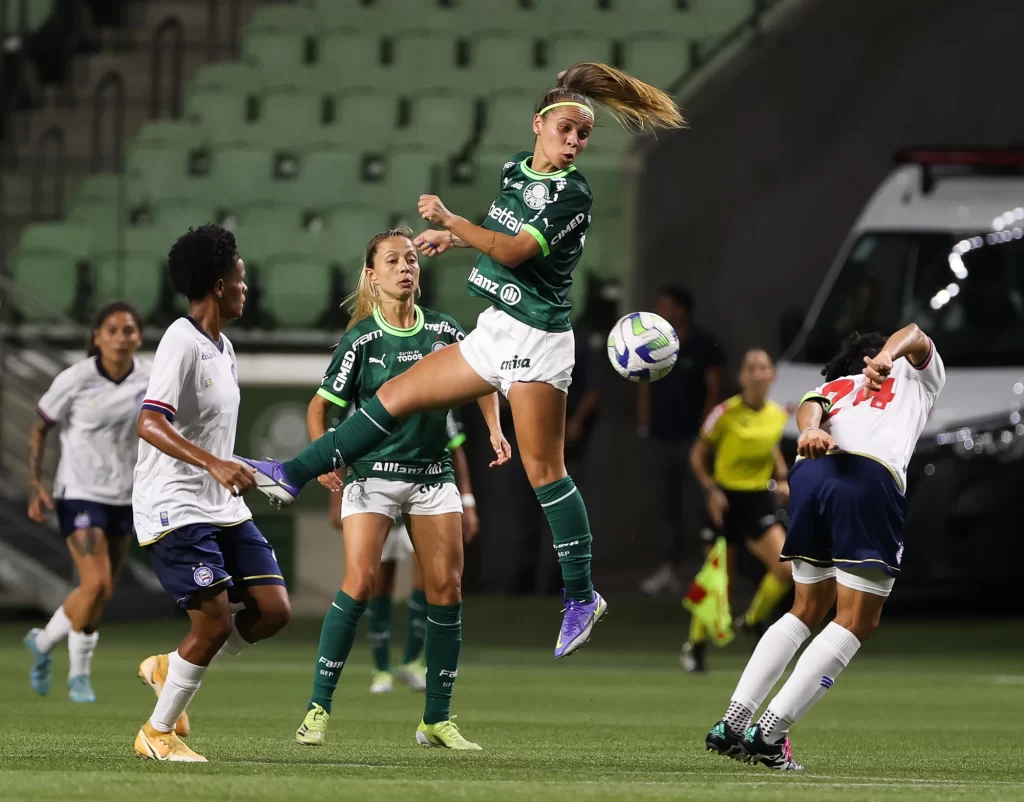 palmeira-feminino-1024x802 Por que o futebol feminino é o caminho do futuro no Brasil