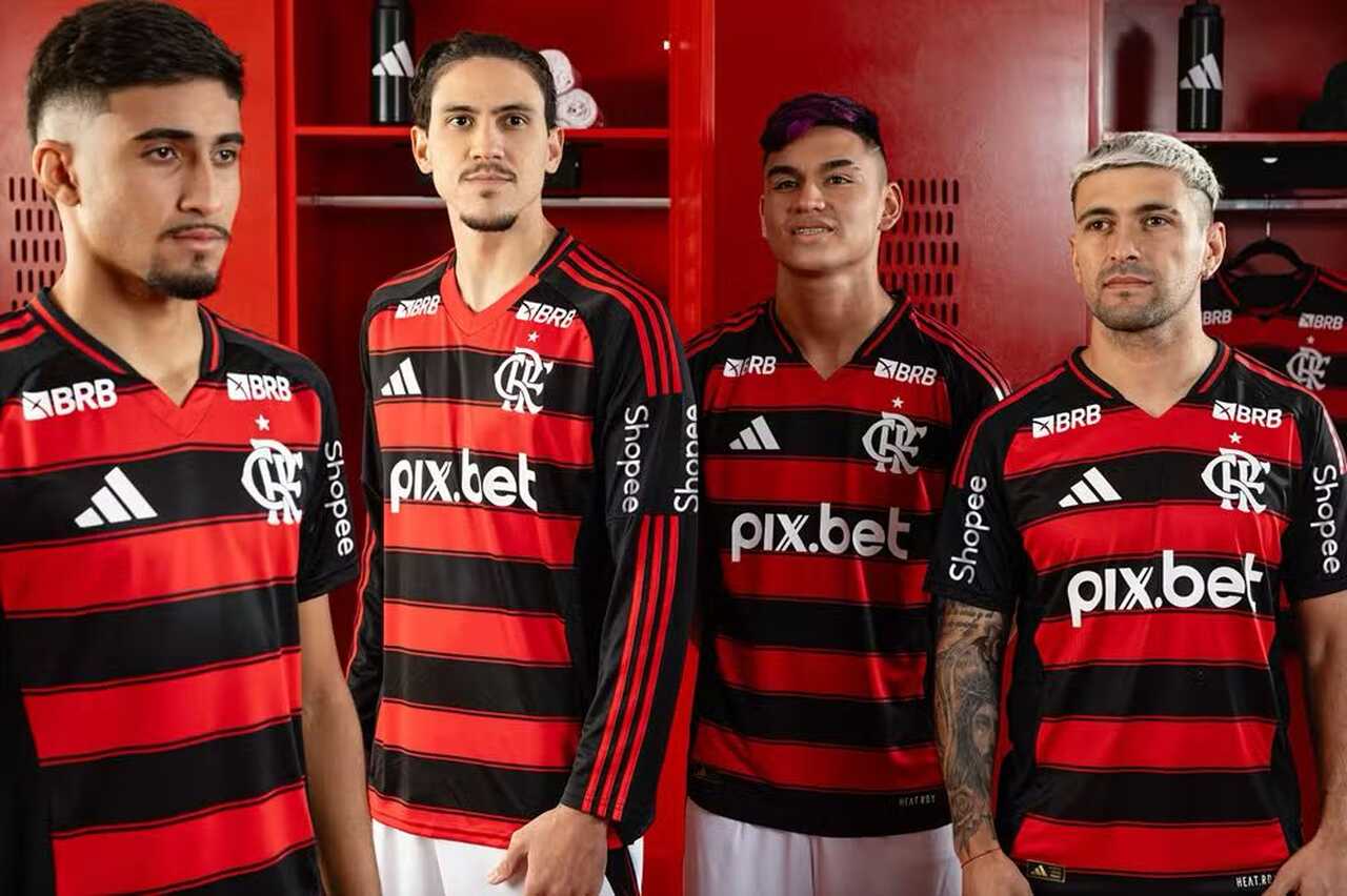Camisa oficial do Flamengo original disponível na Amazon
