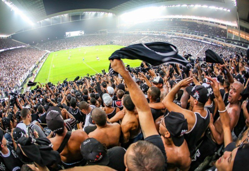 torcida-do-corinthians-9 G-12 do Futebol Brasileiro: Quem são e por que dominam o cenário nacional